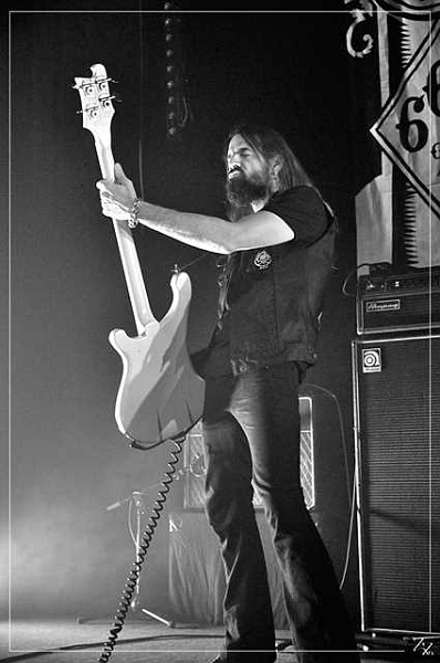 66687-N-B Lords of Altamont 26-10-2014 (Zz) (p).jpg